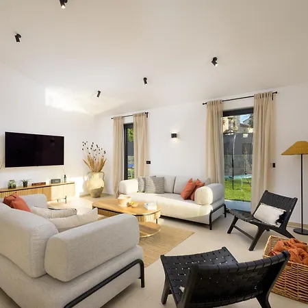 Fiore Viola By Istrialux Βίλα Stifanići